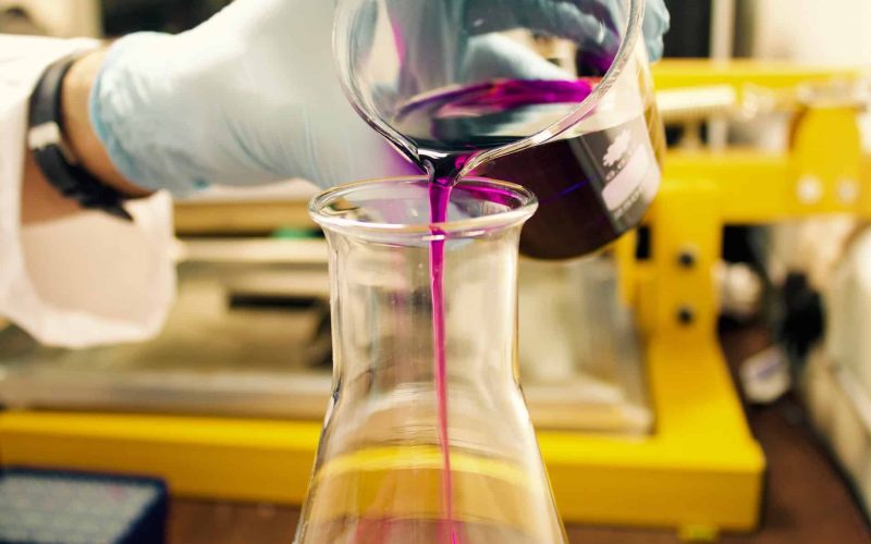 המדע מסביר מדוע עלינו לעבוד שעות קצרות יותר בחורף